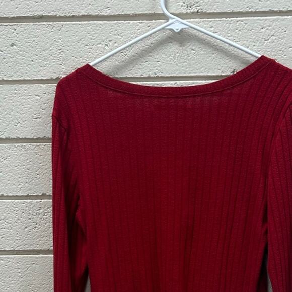 Abercrombie & Fitch Long Sleeve Red Top size M - Picture 9 of 9